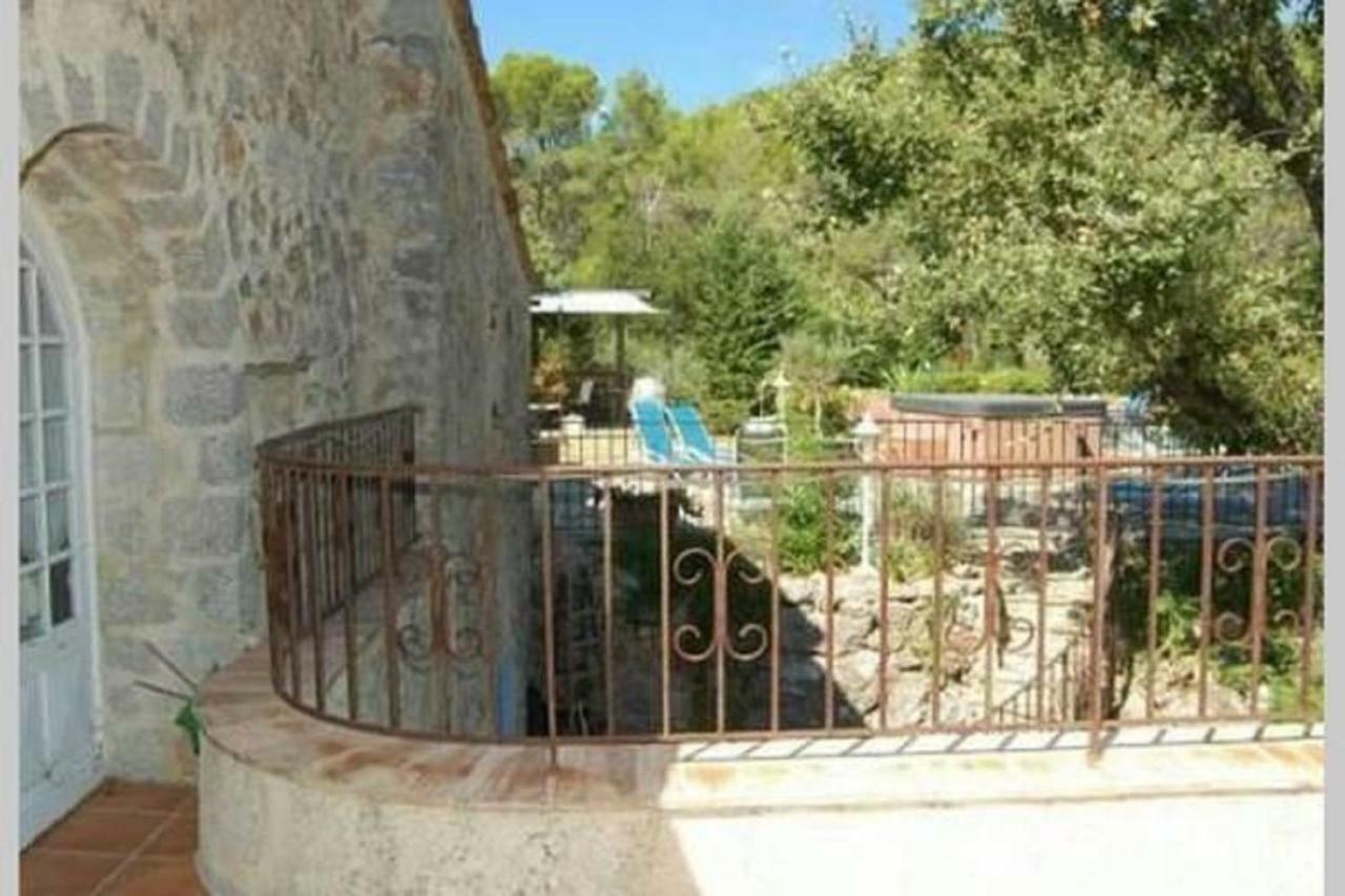 Bastide Provencale Les Muriers D'Engaspaty سيلانس المظهر الخارجي الصورة